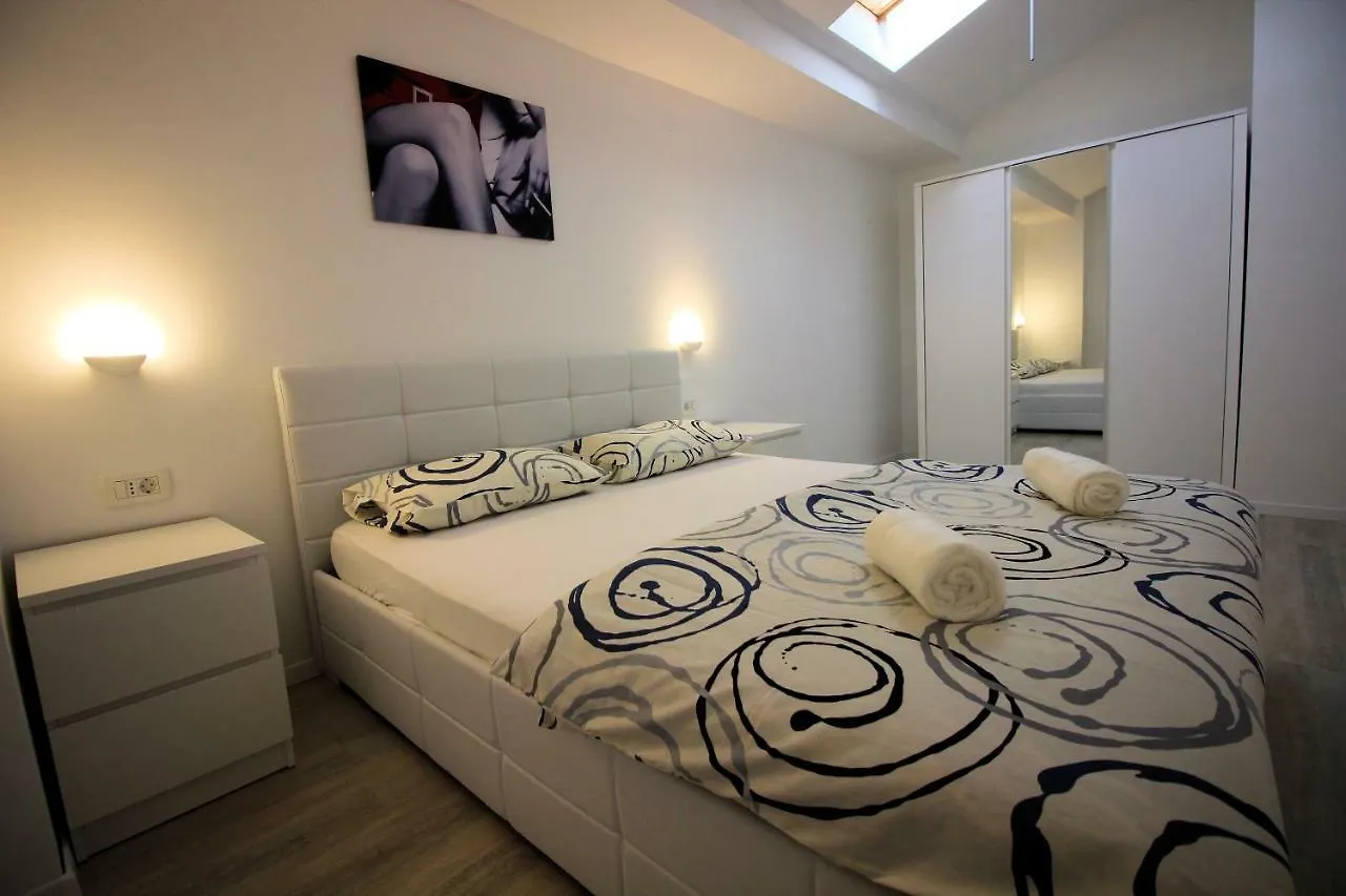 Apartment Evelin Novi Vinodolski Croatia